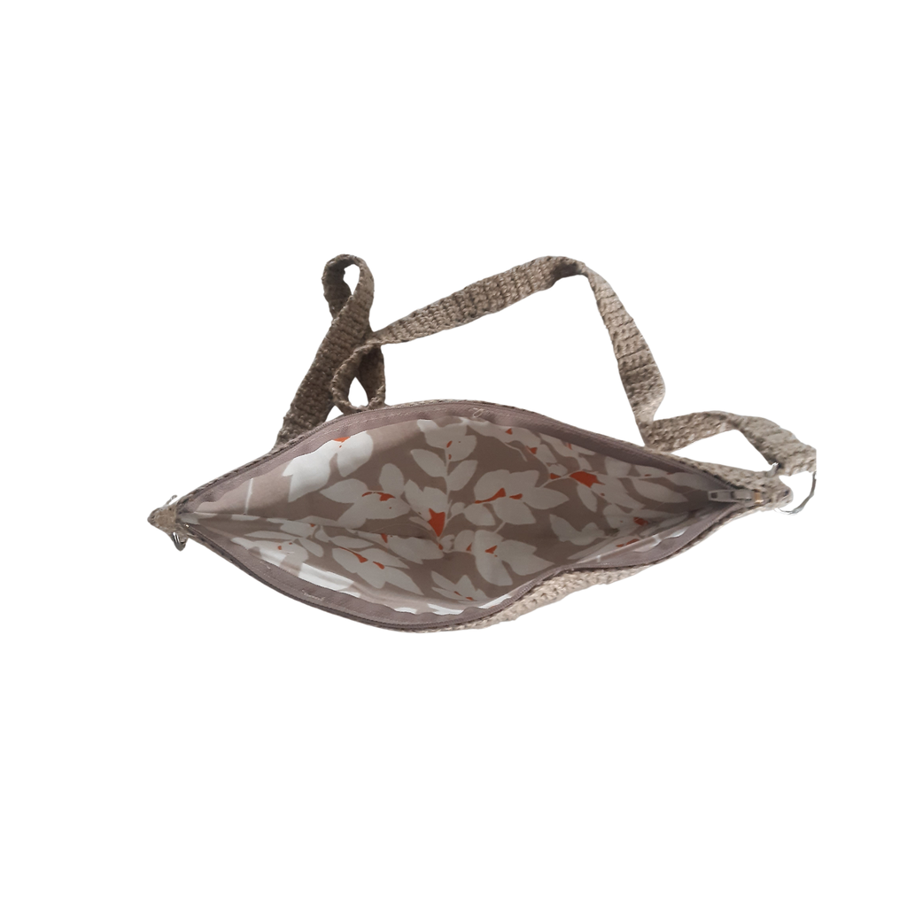Olkalaukku / cross body isoäidinneliöistä